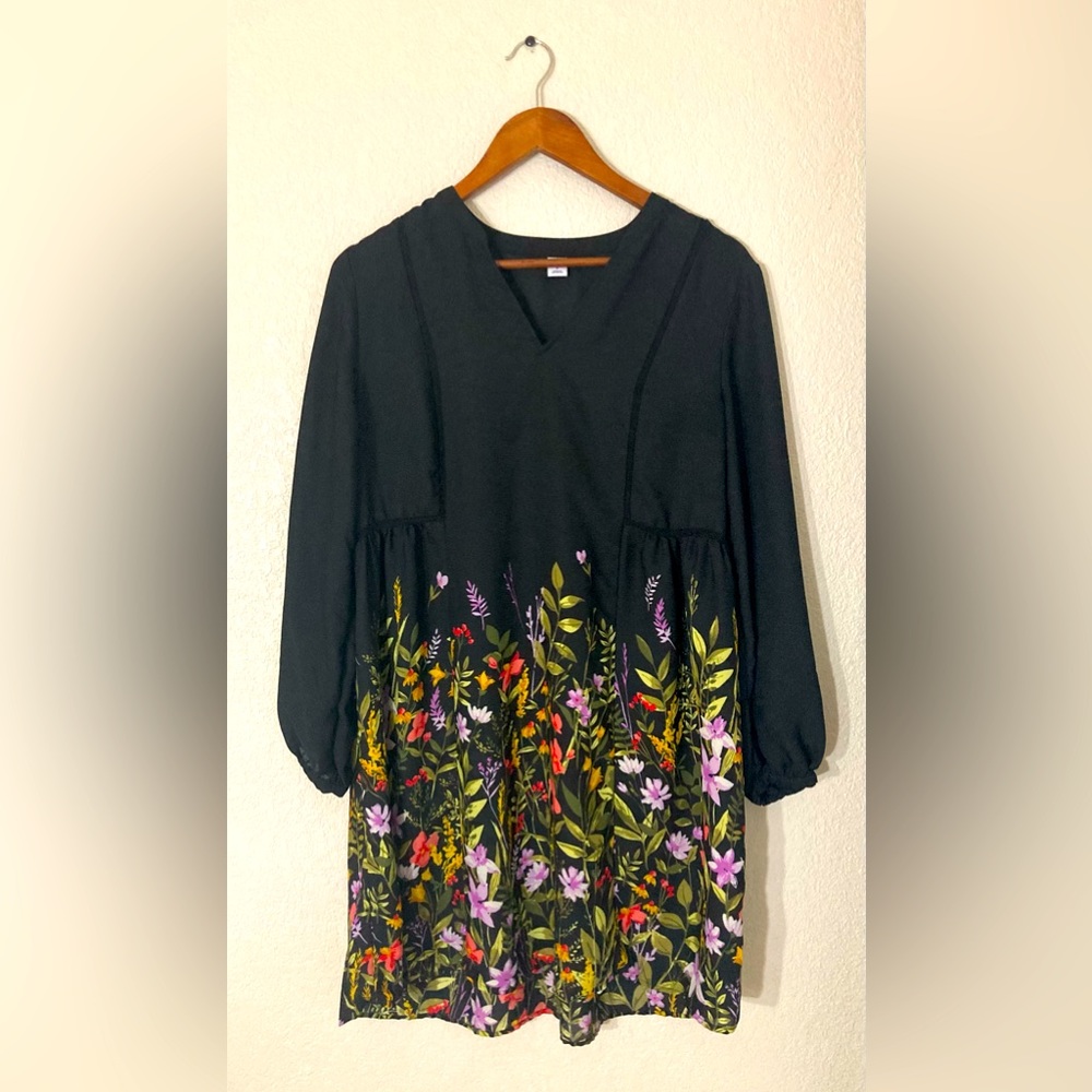 Old Navy Wildflower Mini Dress Size Medium